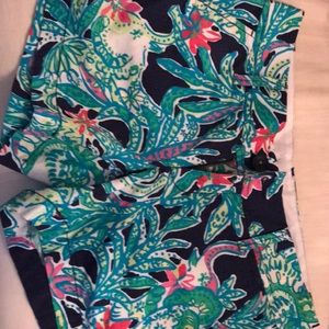 Super cute Lily Pulitzer shorts!